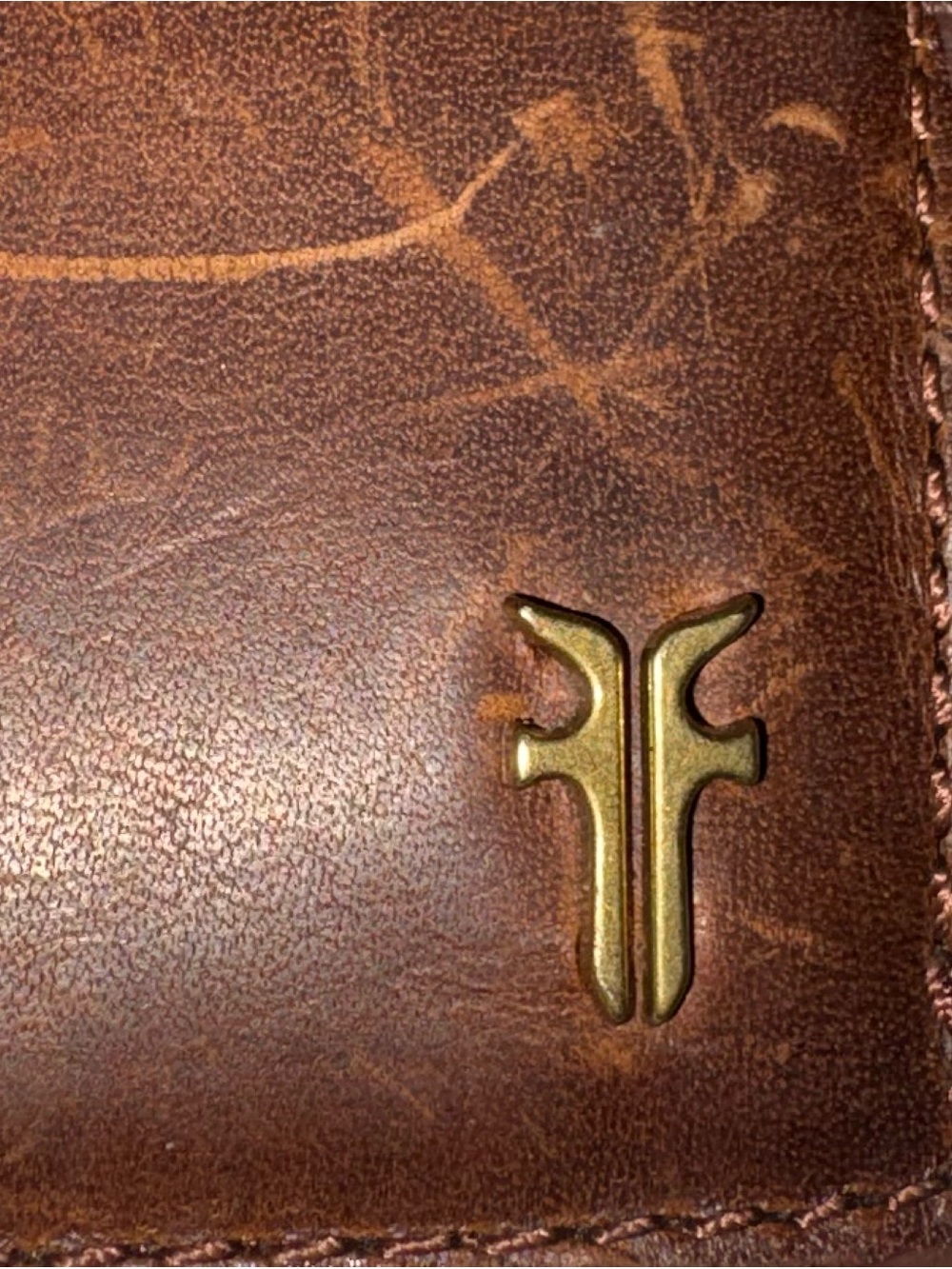 FRYE Slim Leather Card Case - Picture 3 of 5